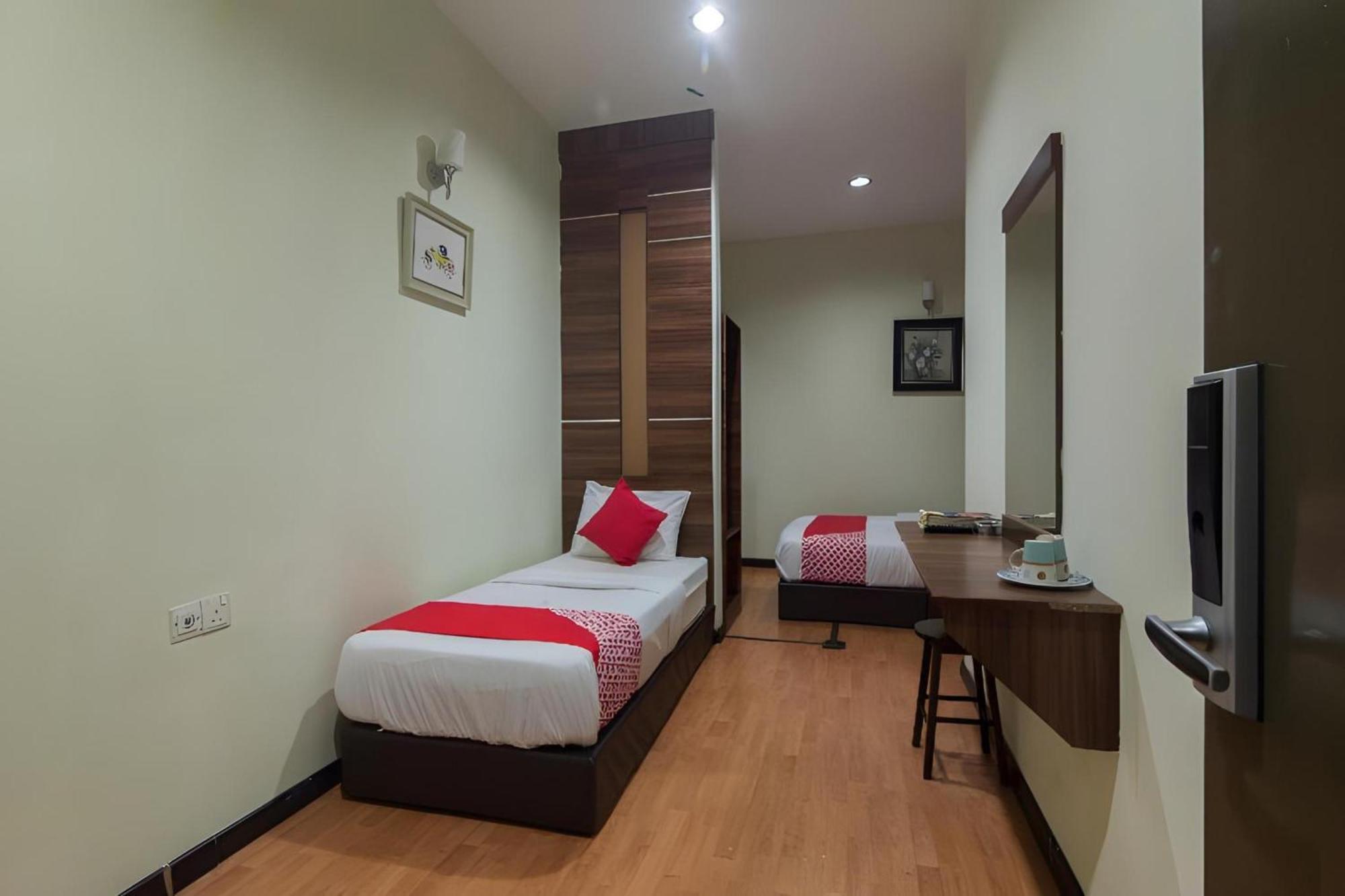 Capital O 812 Hotel Smc Seksyen 13 Shah Alam Extérieur photo