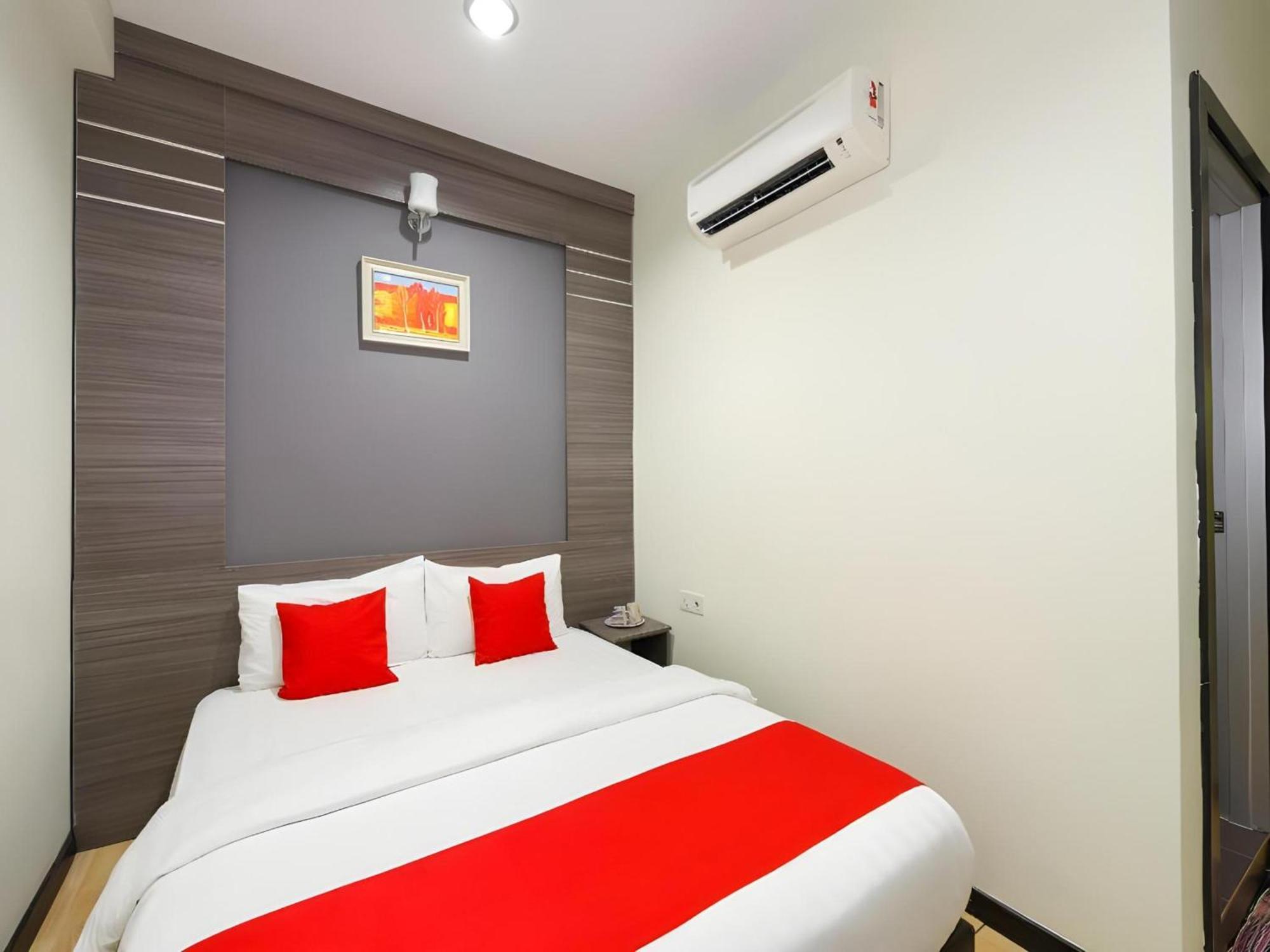 Capital O 812 Hotel Smc Seksyen 13 Shah Alam Extérieur photo