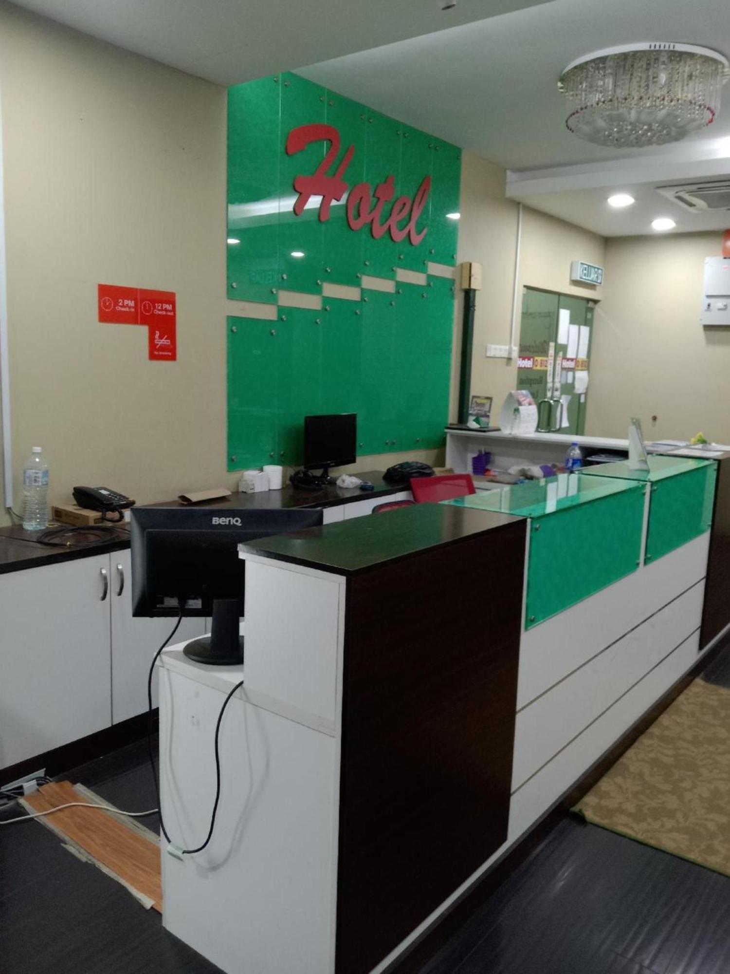 Capital O 812 Hotel Smc Seksyen 13 Shah Alam Extérieur photo